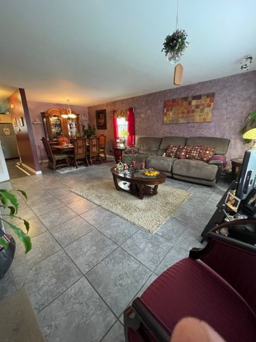 2201 Rosemont Ave, Chicago IL  60659-2148 exterior