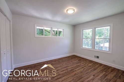 2772 Dearwood Dr, Atlanta GA 30315-8913 exterior