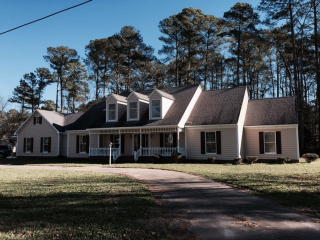 208 Longwood Dr, Pinetops, NC 27864-8805