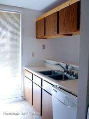 706 Locust St, Champaign IL  61820-5977 exterior