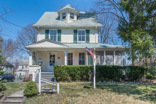 80 Hawthorne Ave, Nutley, NJ 07110-1561