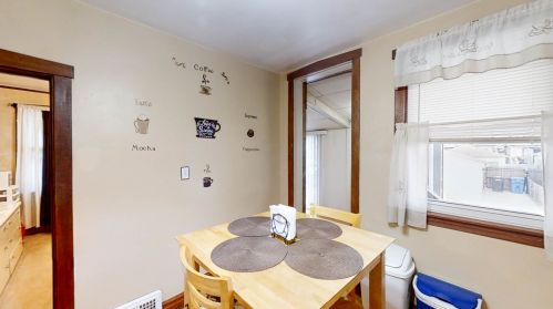 4617 Wrightwood Ave, Chicago IL 60639-1844 exterior