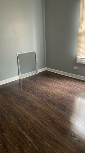 7443 Crandon Ave, Chicago IL 60649-3309 exterior