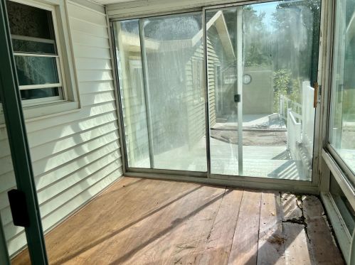 1649 Tyler Rd, Meskegon MI 49445-9320 exterior