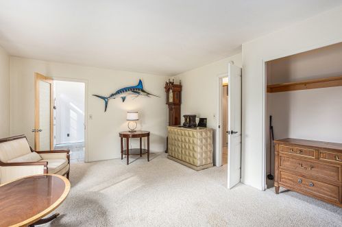 1723 Derbyshire St, Grand Rapids MI 49508-2524 exterior