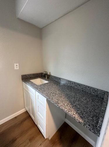 5709 Alsace Trl, Austin TX 78724-6124 exterior