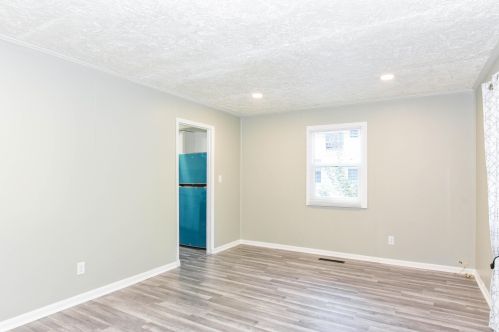 1014 Chrysler St, Kalamazoo MI  49048-2236 exterior