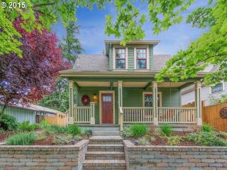 1574 Linn St, Portland OR  97202-7251 exterior