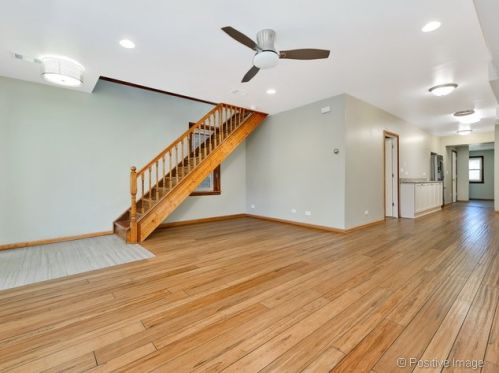 2063 Oakley Ave, Chicago IL  60647-4176 exterior