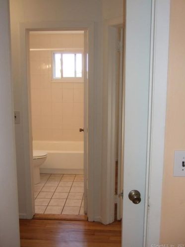 22 Ryan Ave, Norwalk CT 06854-4630 exterior