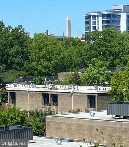 1301 Delaware Ave, Washington DC 20024-3929 exterior