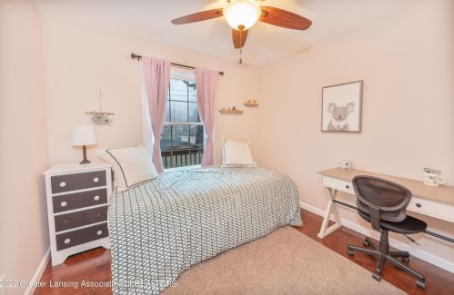 6249 Reynolds Rd, Haslett MI 48840-8906 exterior