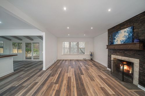 1650 Derbyshire St, Grand Rapids MI 49508-2524 exterior