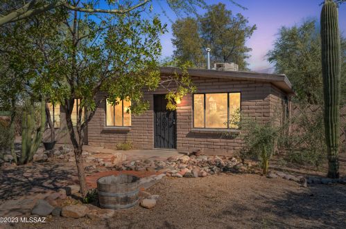 3755 Hampton St, Tucson AZ 85715-4288 exterior