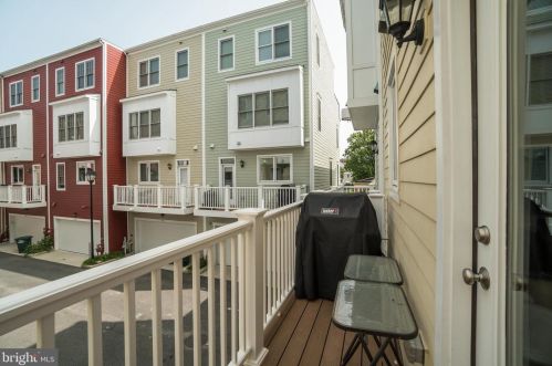 909 Montgomery, Alexandria VA 22314-1638 exterior