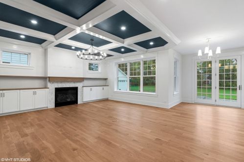 245 Highland Ave, Elmhurst IL  60126-2554 exterior