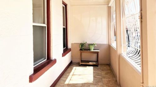 367 187th St, Bronx NY 10458-6707 exterior