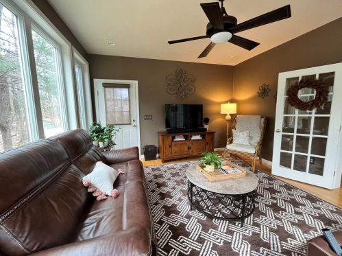 23 Styles Dr, Concord NH 03301-8637 exterior