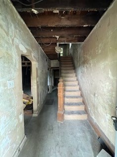 2726 Merwyn Ave, Pittsburgh PA 15204-1918 exterior