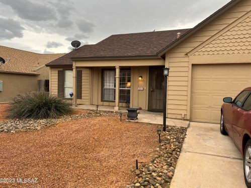 4041 Avocado St, Tucson, AZ 85742-1085