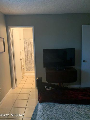 2561 Nebraska St, Tucson AZ 85757-9533 exterior