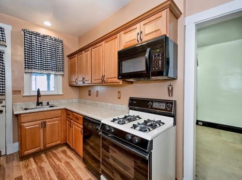 2355 Bensonia Ave, Pittsburgh PA 15216-3443 exterior