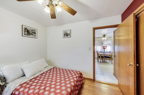 8336 Berwyn Ave, Chicago IL 60656-1430 exterior