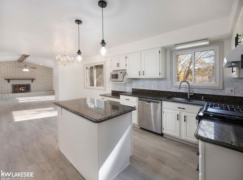 2681 Powderhorn Rdg Rd, Rochester MI 48309-1339 exterior