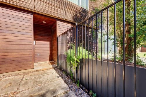 1913 Cliff St, Austin, TX 78705-5309