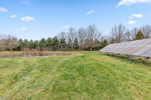 2730 60 St, Fennville MI 49408-9414 exterior