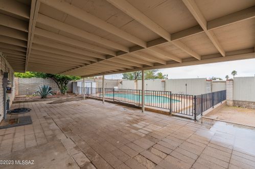 8424 23rd St, Tucson AZ  85710-6502 exterior