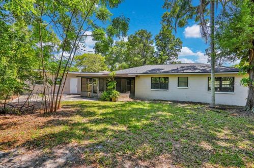 401 Floriland Ave, Tampa FL  33612-7809 exterior