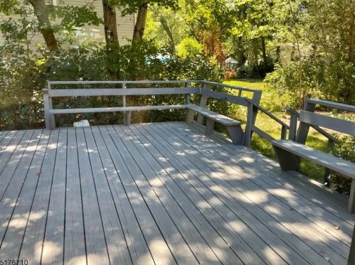 47 Briarwood Dr, Berkeley Heights NJ  07922-1217 exterior