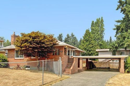 4416 164 St, Seattle WA  98188-3213 exterior