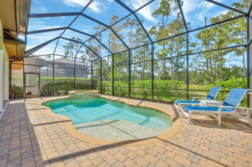7383 Lantana Cir, Naples, FL 34119-9812