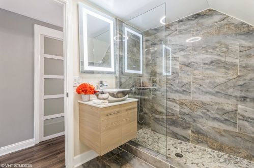 6640 Marshfield Ave, Chicago IL 60636-3302 exterior