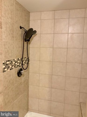 215 Stonebridge Blvd, New Castle DE 19720-6708 exterior