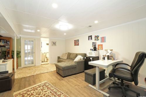 45 Grissom Way, Hauppauge NY 11788-4418 exterior