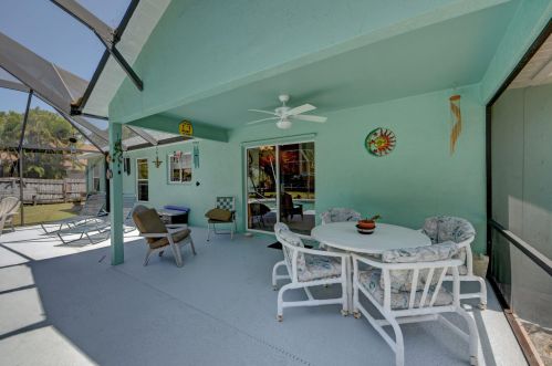 5967 Baylor Ave, Fort Pierce FL 34986-3634 exterior