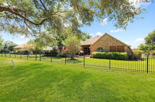 5326 Weyhill Ct, Fulshear TX 77441-4140 exterior