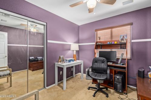 3816 74 Dr, Phoenix AZ 85033-2556 exterior