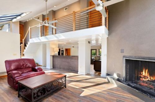 4021 Pne Needle Dr, Duluth GA 30096-2535 exterior