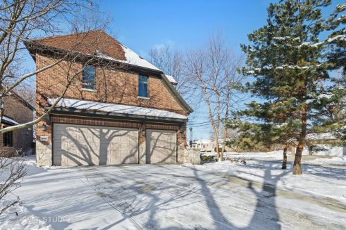 540 Kenilworth Ave, Elmhurst IL 60126-4445 exterior