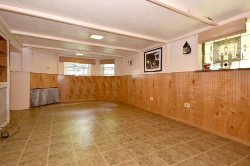 3854 Claremont Ave, Chicago IL 60618-3820 exterior