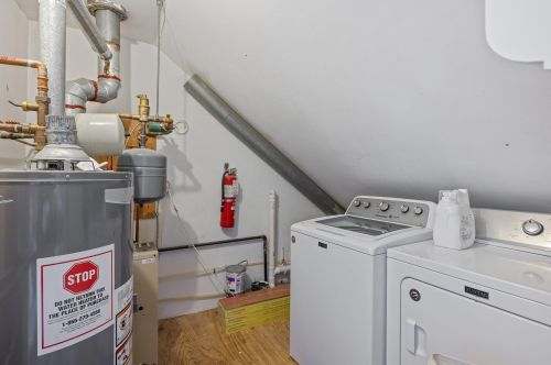 18 Great Fls Dr, Concord NH 03303-1594 exterior