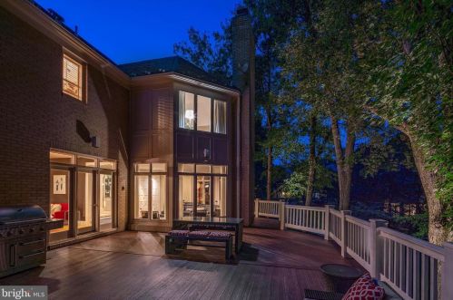 9906 Avenel Farm Dr, Rockville MD 20854-5410 exterior