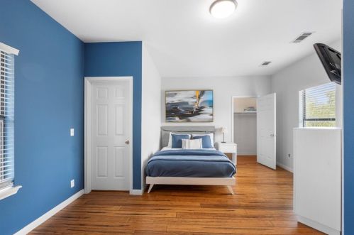 9800 Capitol View Dr, Austin TX  78747-2166 exterior