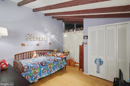 1734 Addison St, Philadelphia PA 19143-1107 exterior