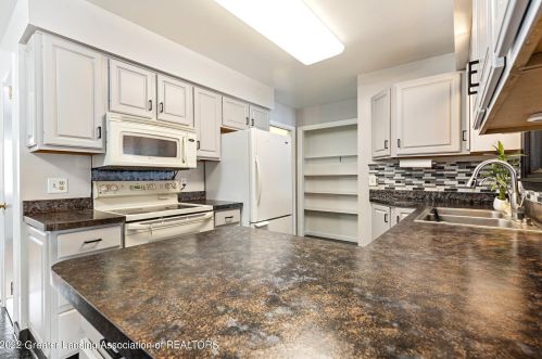 12696 Rambler Rd, Dewitt MI 48820-7906 exterior