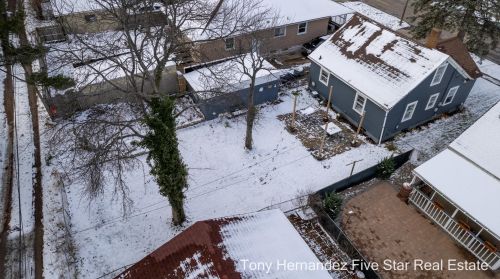 977 Southern Ave, Meskegon MI  49441-2236 exterior